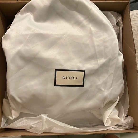 Beige Gucci Marmont - Picture 4 of 5